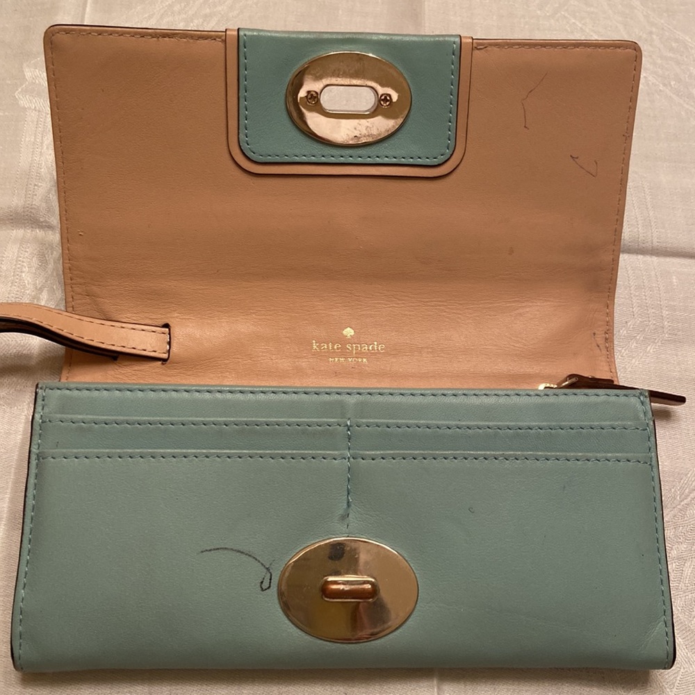 Kate Spade Wallet - Picture 5 of 5